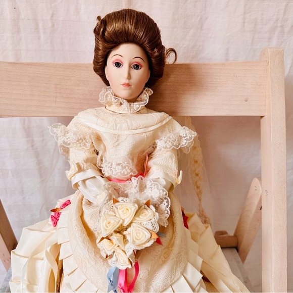 Vintage 80s Franklin Mint Heirloom Victorian Woman Doll Porcelain Bride - Picture 2 of 11
